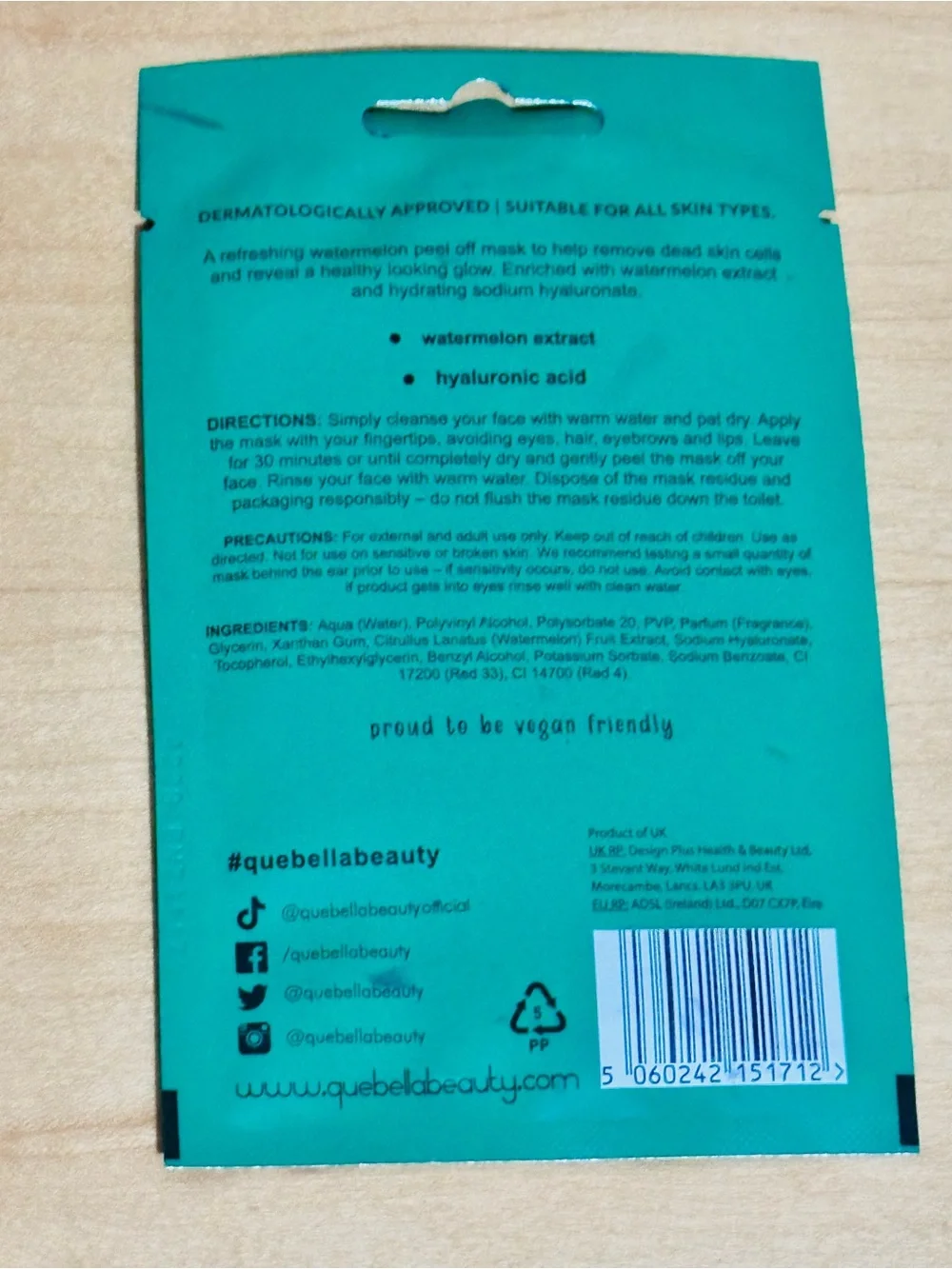 que bella Refreshing Watermelon Peel-Off Mask - Teal